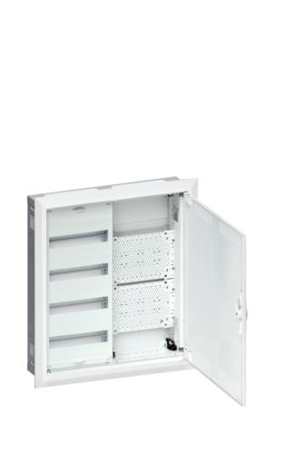 Щит UNIVERS в/у IP30/II QC 657x565x112мм 48M+Multimedia, Hager